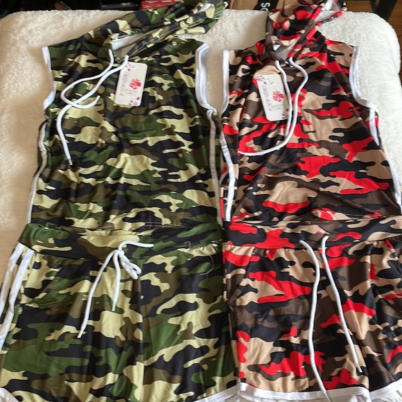 I’m selling Hoodie army fatigue short . multicolor. sizes are from small to XL - Picture 4 of 4